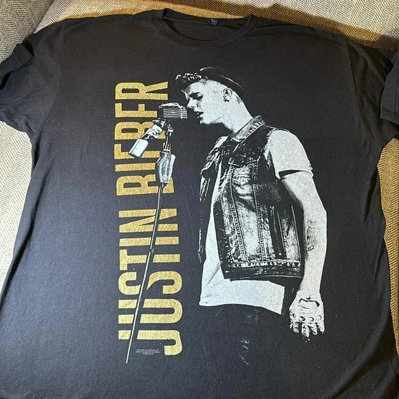 2013 justin bieber live international concert tour t-shirt S/S size XL black - Picture 2 of 2